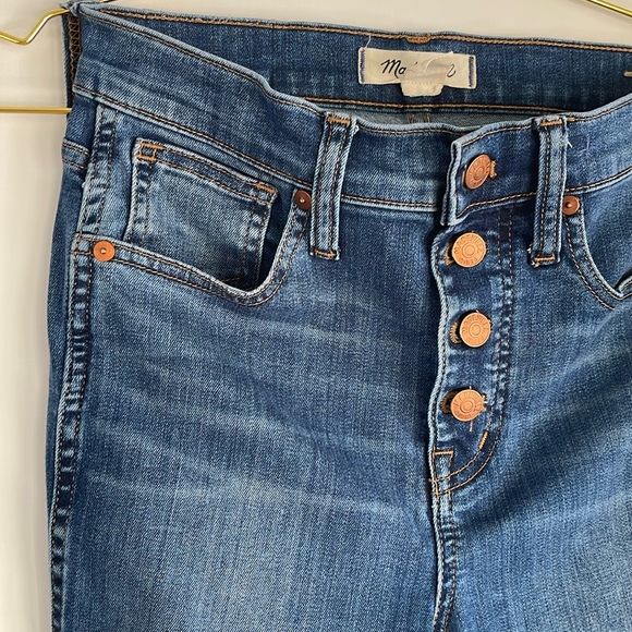 Madewell 10" High-Rise Skinny Crop Jeans: Button-Front TENCEL™ Denim Edition - Picture 3 of 7